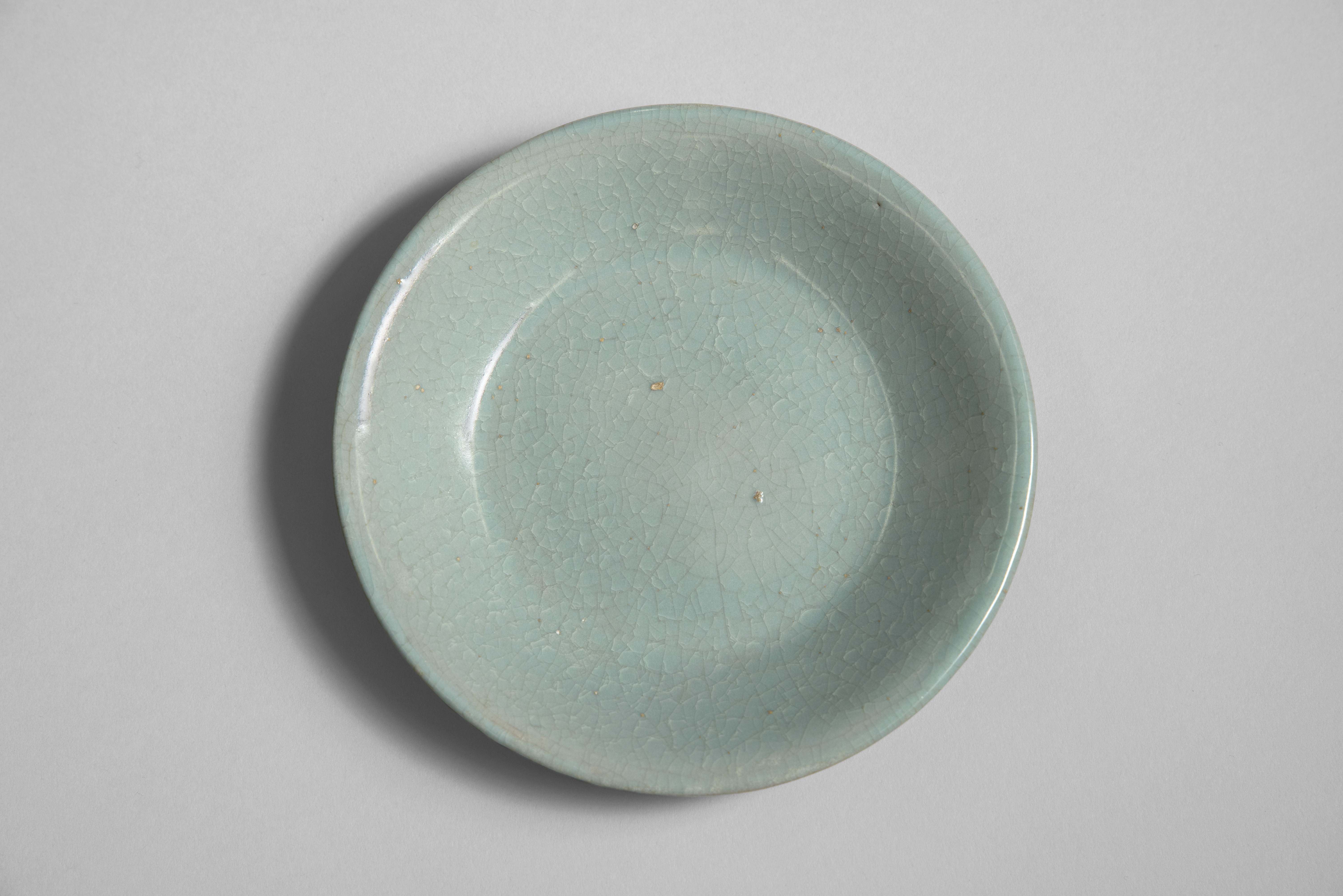 【阿源】漆・高台 【AYuan】 Lacquer Plate or Dish 3rd-century lacquer plate reveals noble lifestyle of ancient