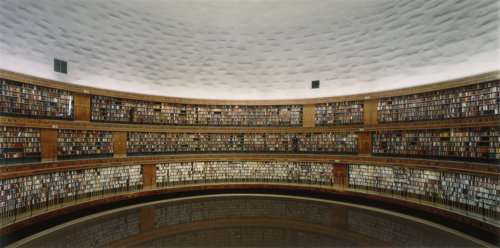 洋書 Andreas Gursky Steidl Amazon.com: Andreas Gursky: 9783958293922: Wall, Jeff